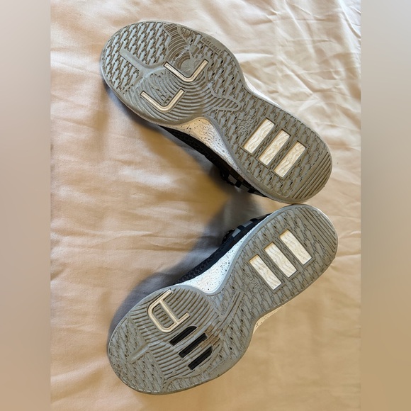 adidas Black and Gray Men's Athletic Shoes - Picture 5 of 6